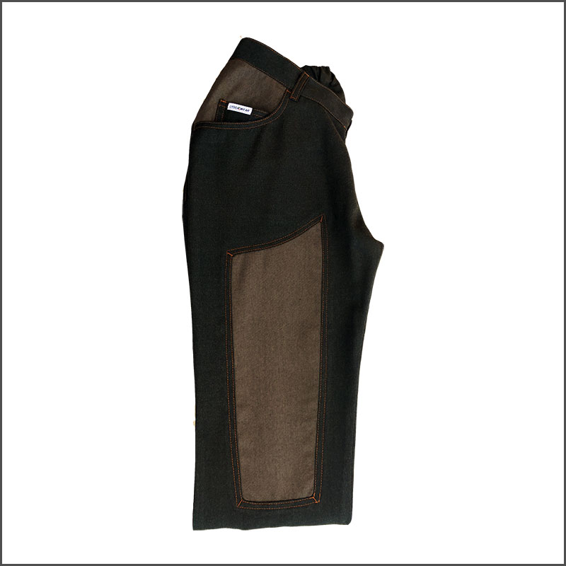 pantaloni con inserti colorati